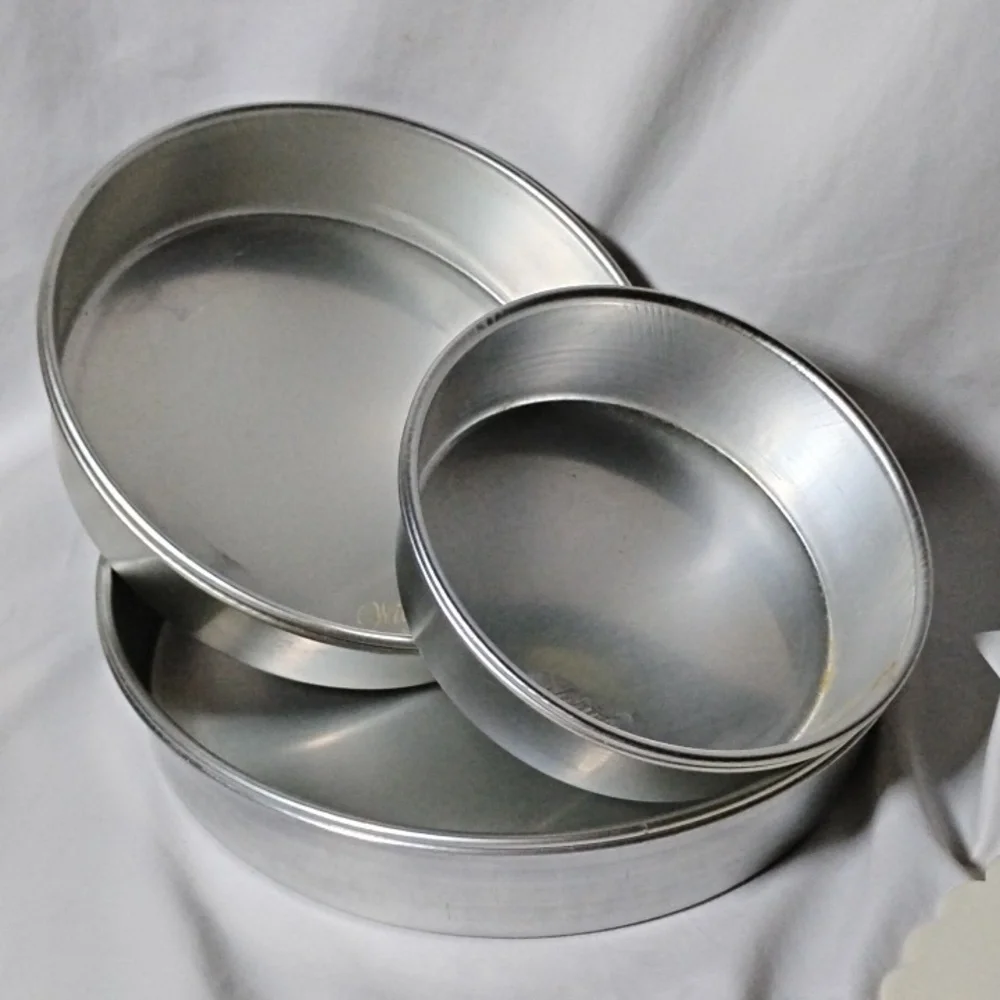Vtg. 1974 Wilton Mini-Tier Cake Decorating Set
